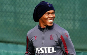 Trabzonspor'da Nwakaeme tehlikesi! Tamam mı devam mı?